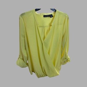 DKNY Jeans yellow blouse. Size XL.